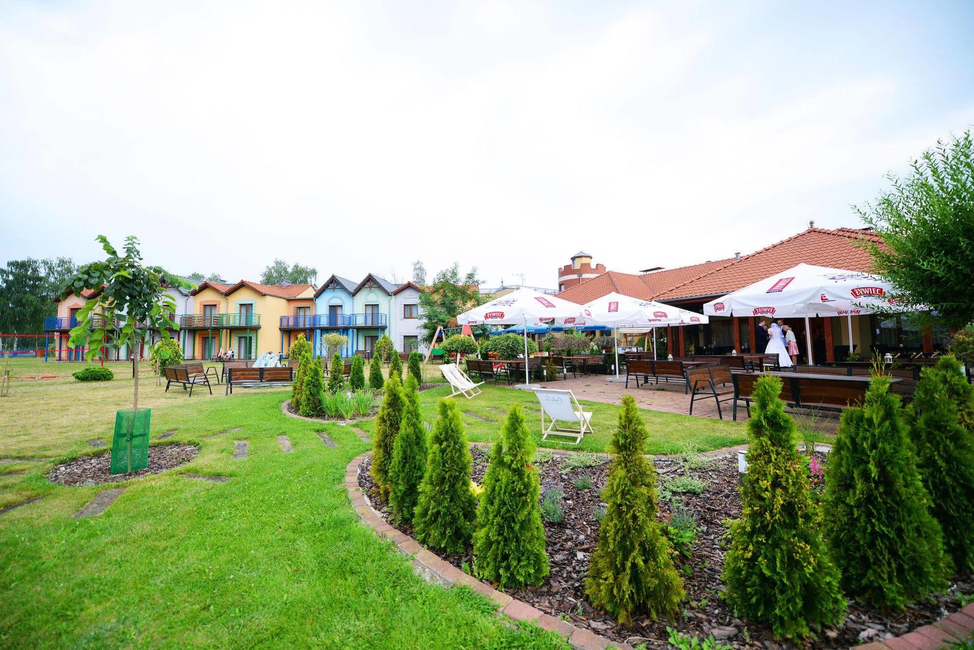 קורניק Hotel Daglezja Nad Jeziorem Kornickim מראה חיצוני תמונה